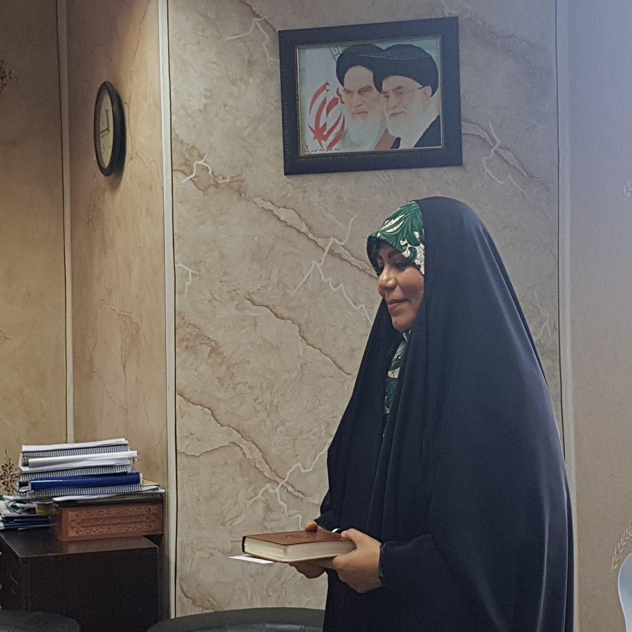 از مجری برنامه «همیشه خونه» تقدیر شد