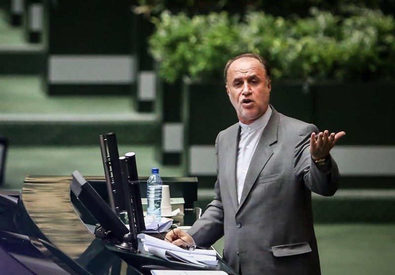 <p><strong><span style="font-family: BYekan; font-size: 12pt;">بررسی مطالبات فرهنگیان همراه با«مشاور»</span></strong></p>