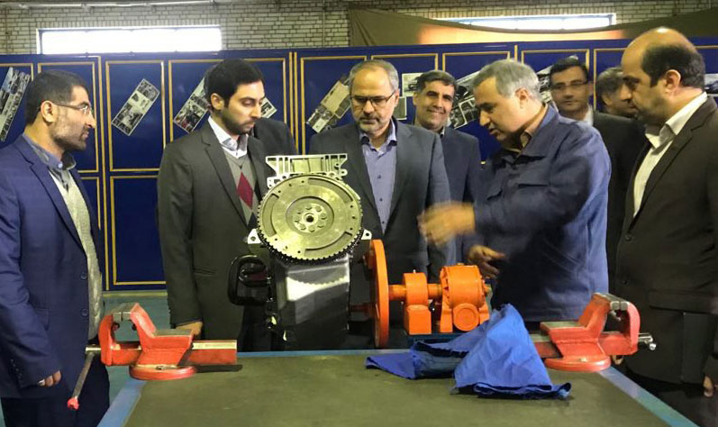 بازدید مدیر شبکه آموزش از پشت صحنه«پنجه های کارآمد»