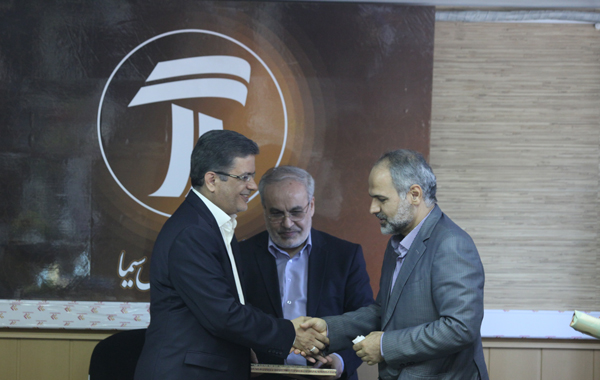 <p><strong><span style="font-family: BYekan; font-size: 14pt;">مدیر شبکه آموزش : ترویج گفتمان انقلاب اسلامی رویکرد اصلی در شبکه</span></strong></p>