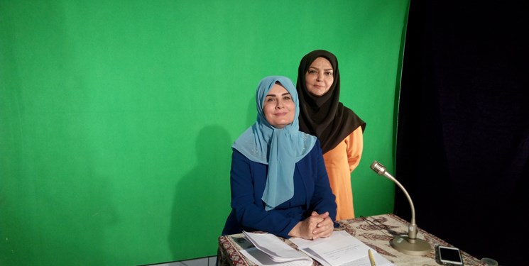 مجریان نوستالژیک «مثبت ۴۰» یادآور یکرنگی‌های گذشته می‌شوند