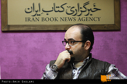 <p><strong><span style="font-family: BYekan; font-size: 12pt;">داور جشنواره هنرهای تجسمی در«چهل شاهد»</span></strong></p>